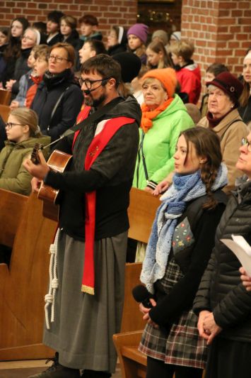 Rekolekcje Wielkopostne 2025 - Wiem, że Moje imię jest dla Ciebie ważne - zdjęcie 21